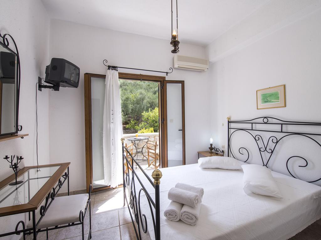Foivos 2 Hotel Gythio Luaran gambar