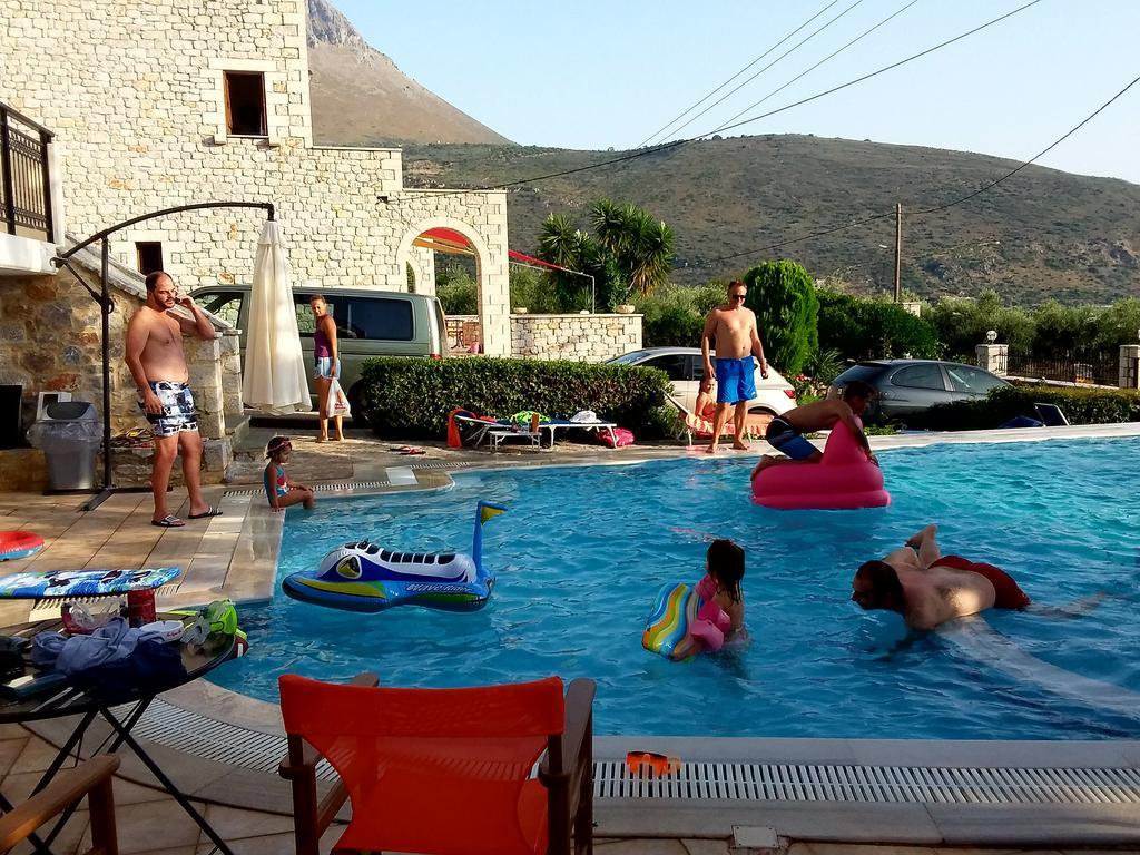 Foivos 2 Hotel Gythio Luaran gambar